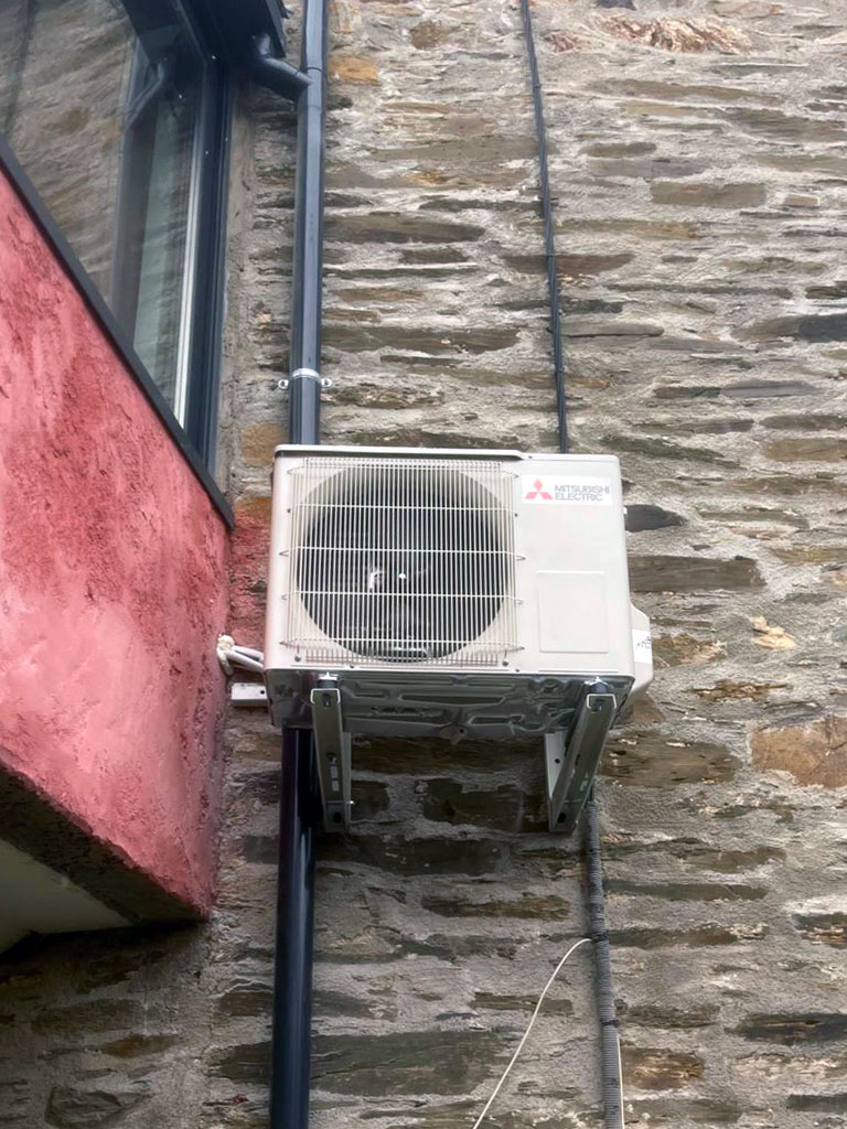 Installation d’une climatisation réversible dans le Tarn à Senaux
