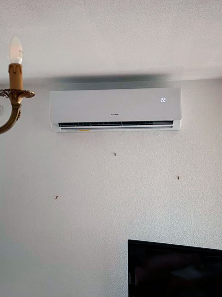 Climatisation réversible dans une maison à Frouzins