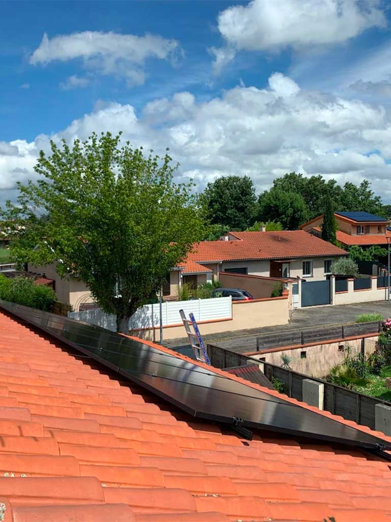 Installation de panneaux solaires à Fenouillet